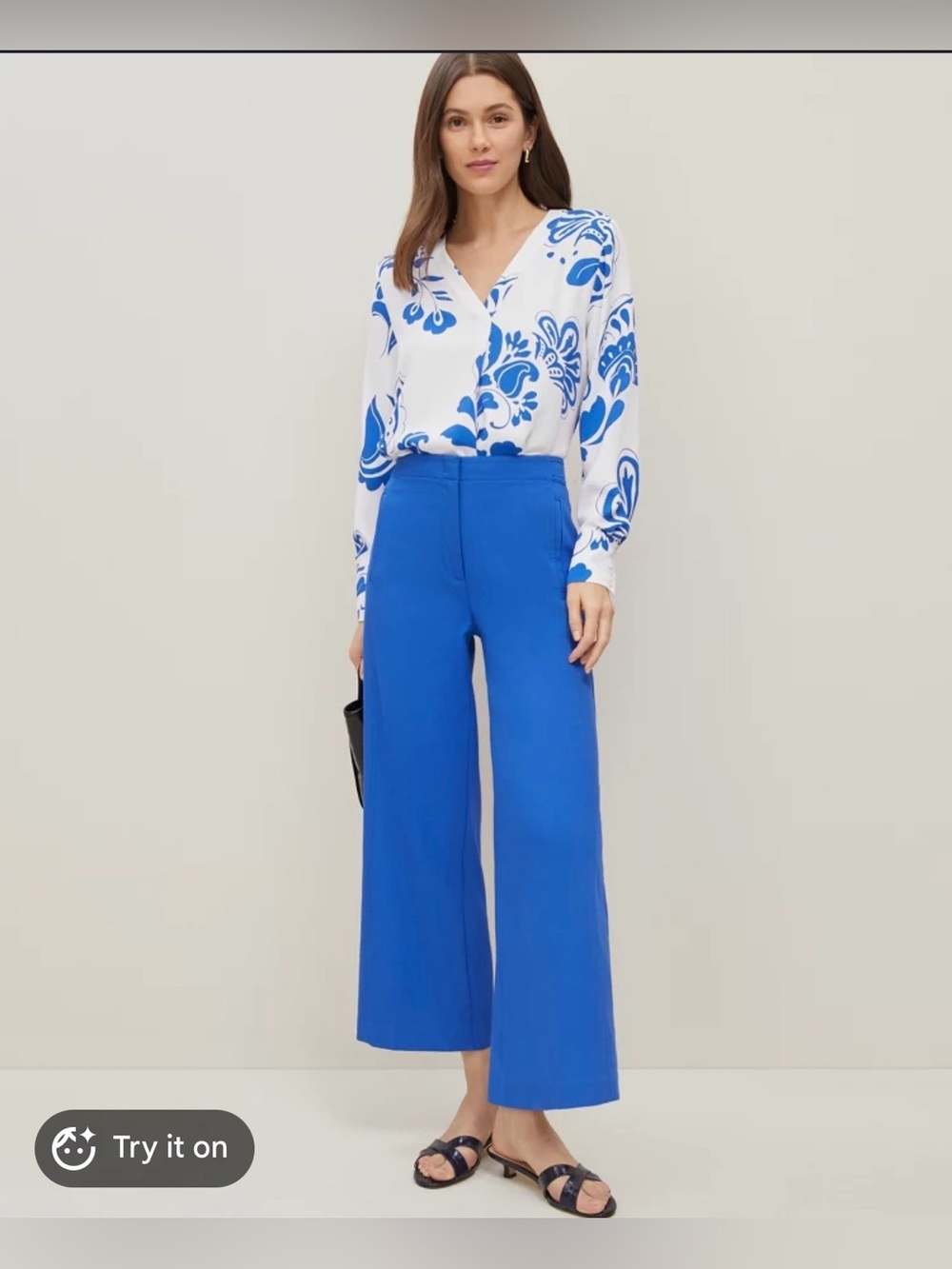 Ann Taylor cropped wide leg dress pants size 6 blue